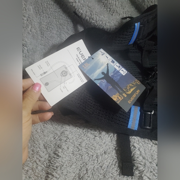 Everfun Hydration Backpack 18L with Water Bladder 2L/3L Hiking Water Backpack Wo - Picture 15 of 16